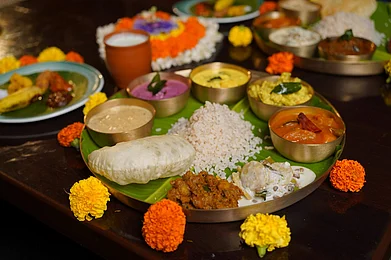Tat Mumbai : Eating a Sadhya on Onam is a no brainer